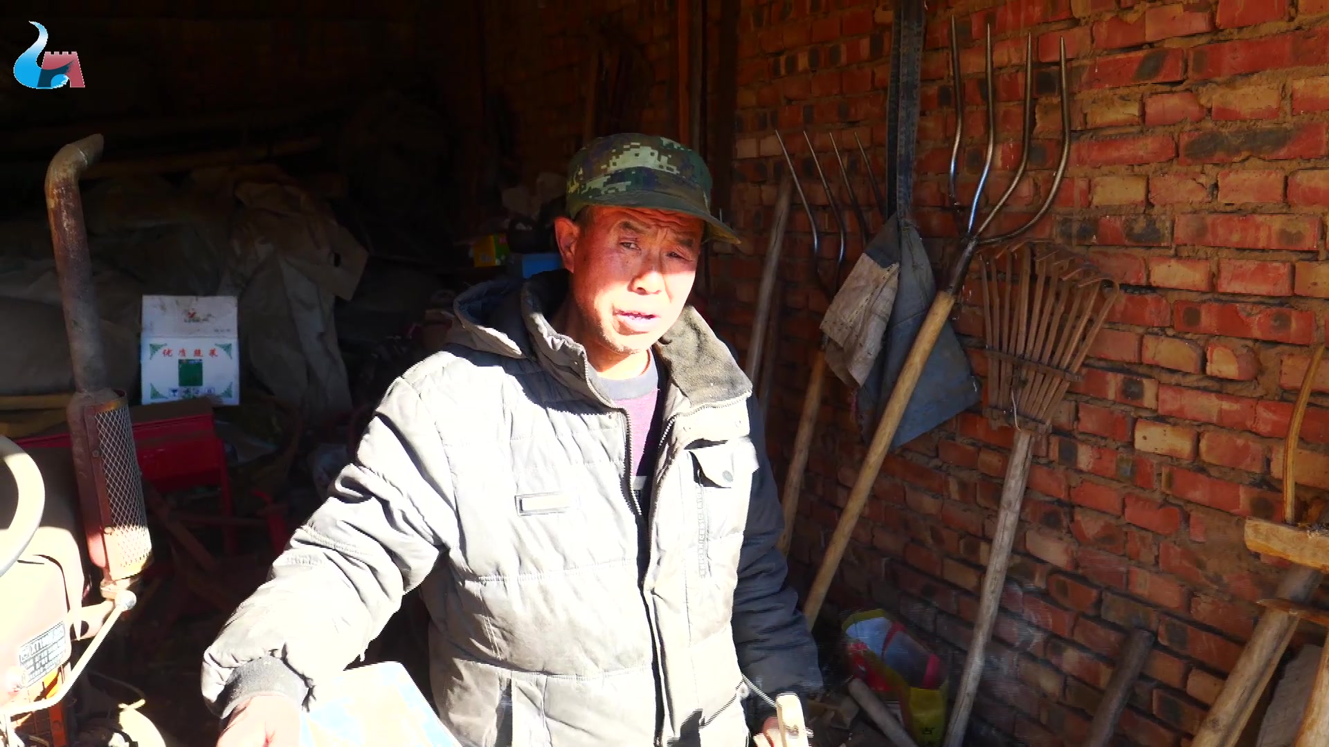 张家口农村大哥是个木匠,好多年没做木匠活了,这手艺会不会失传
