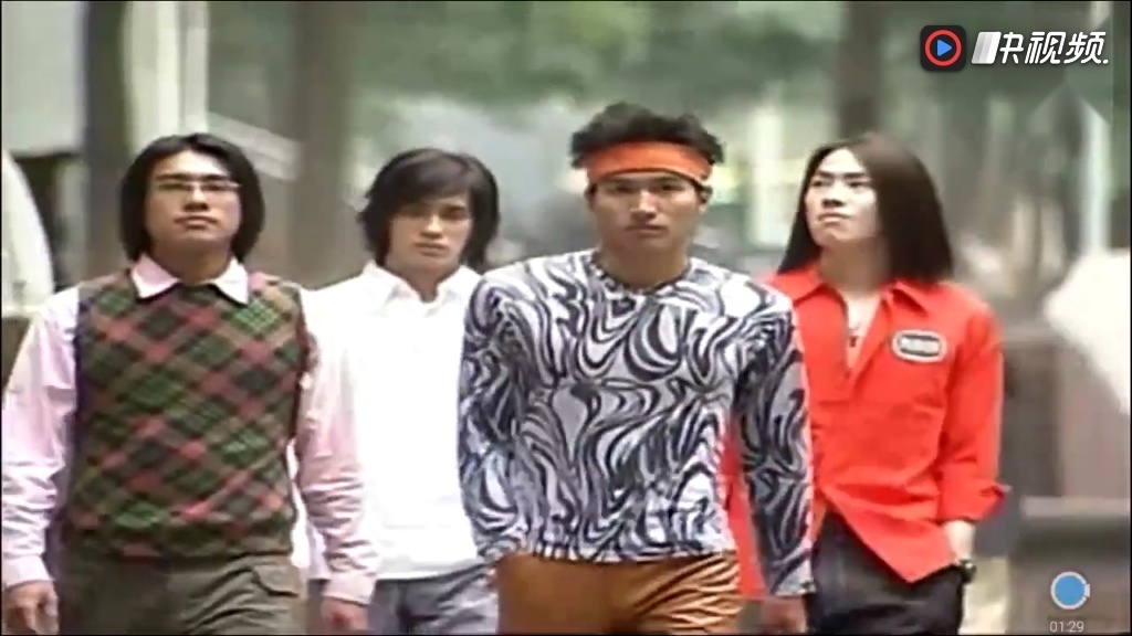四版流星花园f4出场,台版经典韩版浮夸日版人丑内地版辣眼睛