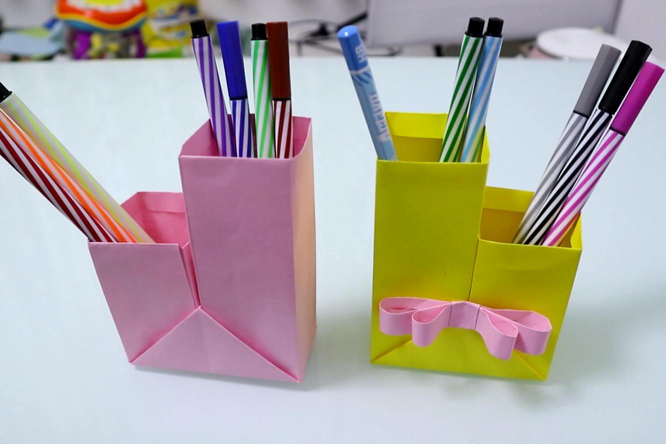 视频:漂亮的笔筒折纸,不用胶水1张a4纸几步就折好,女生都抢着要学