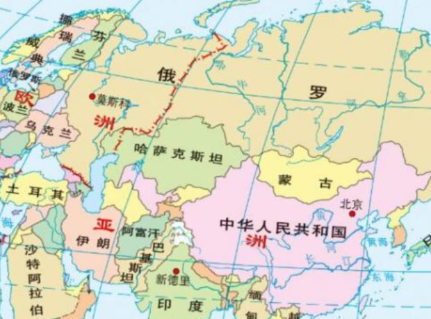 49万平方公里,约占地球陆地表面积的2%,领土横跨亚欧两洲,以乌拉尔河