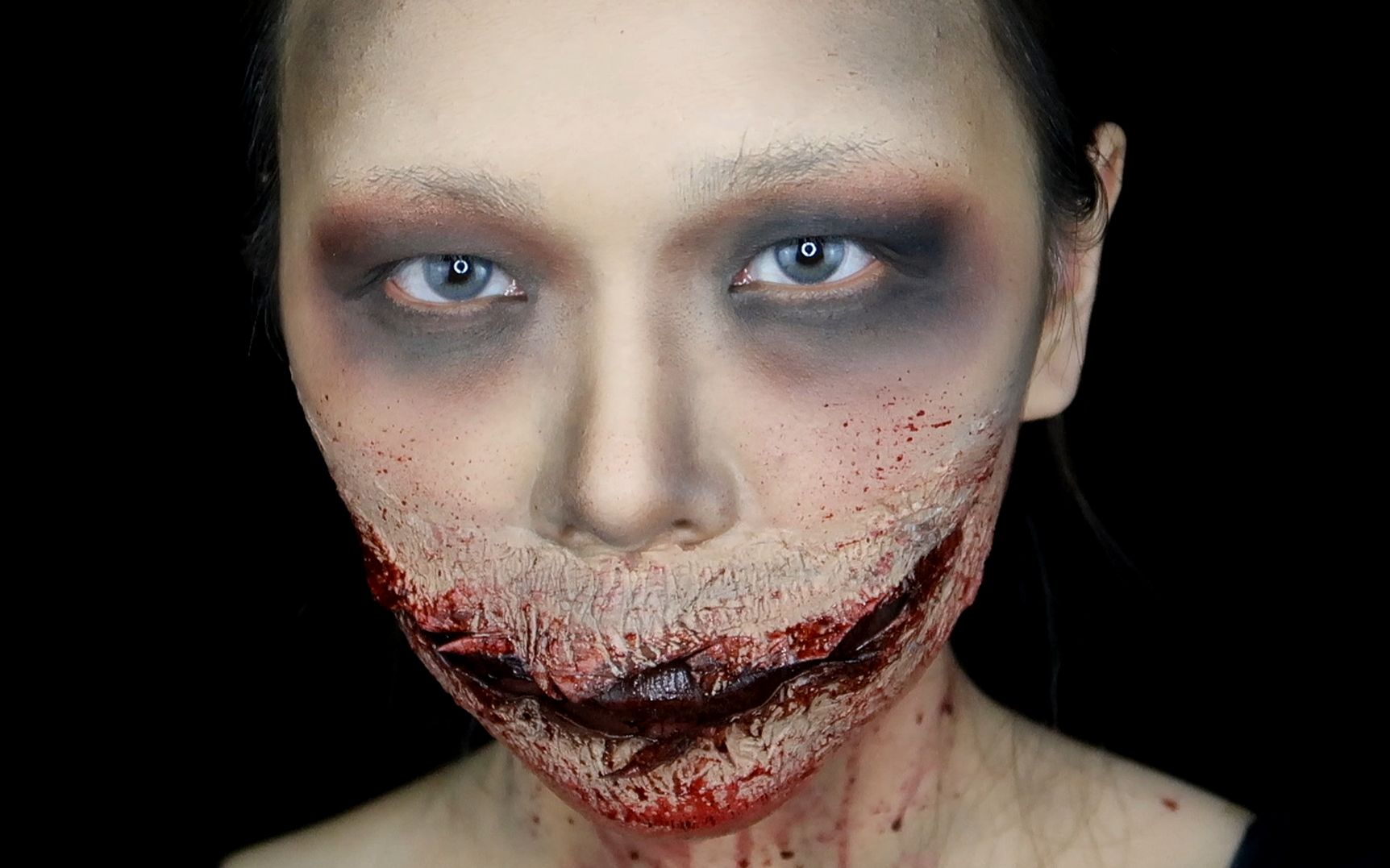 【大陈】万圣节 b></p></a>裂口女 /b>妆容教程|特效妆入门级别