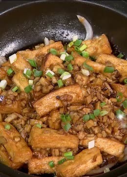 家政女皇之蜜汁虾球加红酒酸甜酥爽 秘制菌菇豆腐包下饭