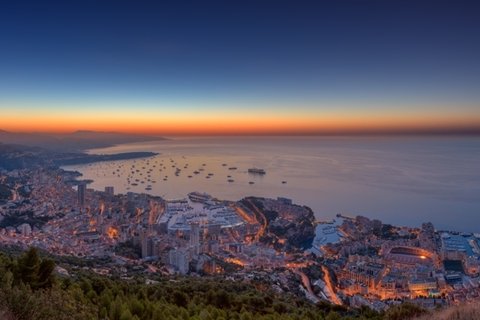 摩纳哥海湾夜景风景图片