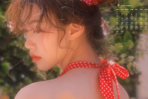 2020年6月性感美女写真日历壁纸