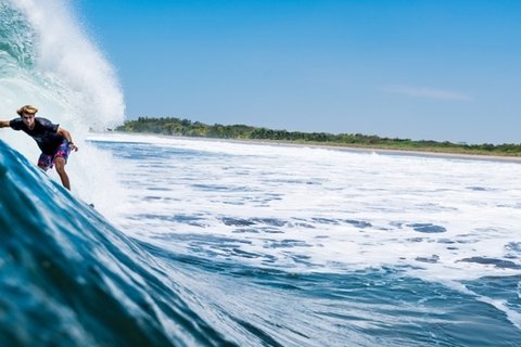 海边冲浪体育桌面壁纸