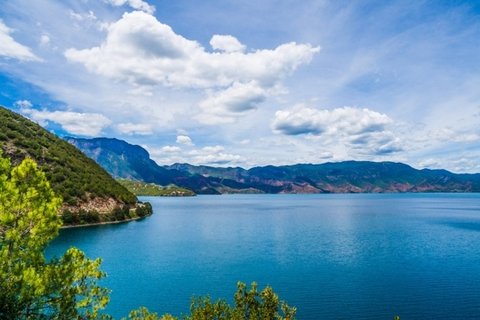 泸沽湖里格半岛风景壁纸