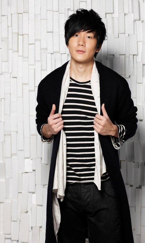 林俊杰超帅服装明星手机壁纸