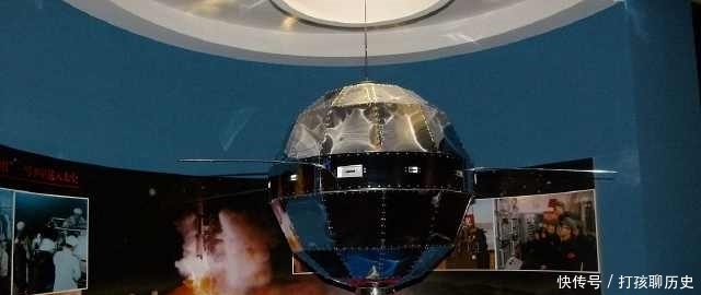 太空卫星有人吗