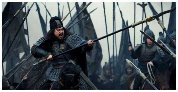 古代战争,将军身手了得,面对一些普通士兵,真的能以一当百吗?