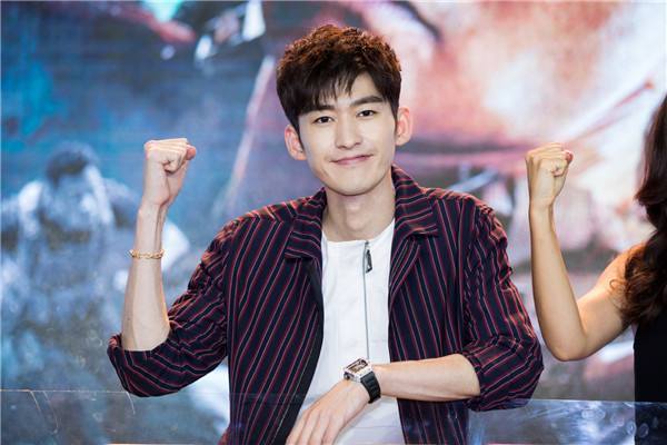 张翰35岁生日孤独张馨予意外送祝福为什么他微博未删古力娜扎照片