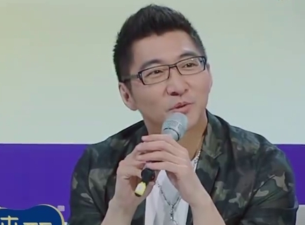 湖北男生蔡成现场套近乎 俘获赵胤胤袁姗姗老乡情