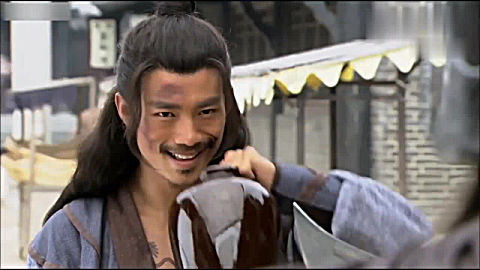 电影版《 水浒传》: 梁山好汉史进斩杀东平府守将卢无极