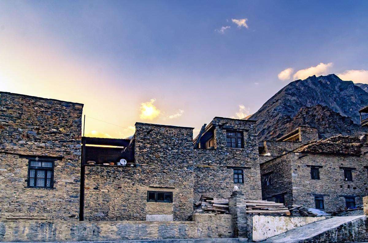 四川是容易地震吗