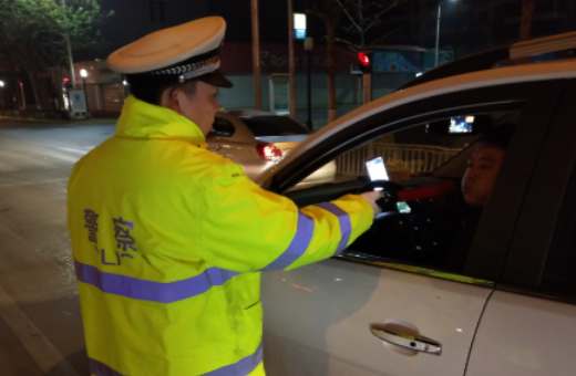 酒驾刚才遇见警察查酒驾,让我吹,但是我跑了,会怎么处理