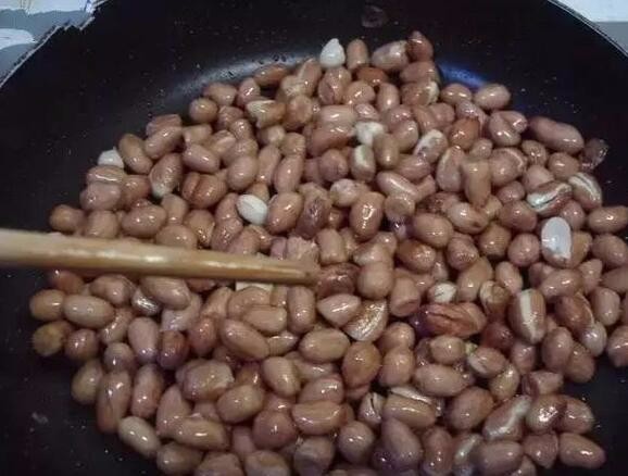 怎样炸花生米又酥又脆