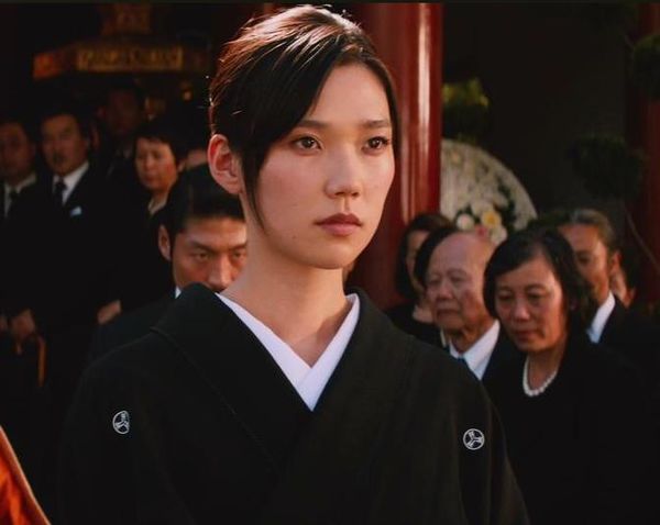 金刚狼2片中真理子 (片中)的美图