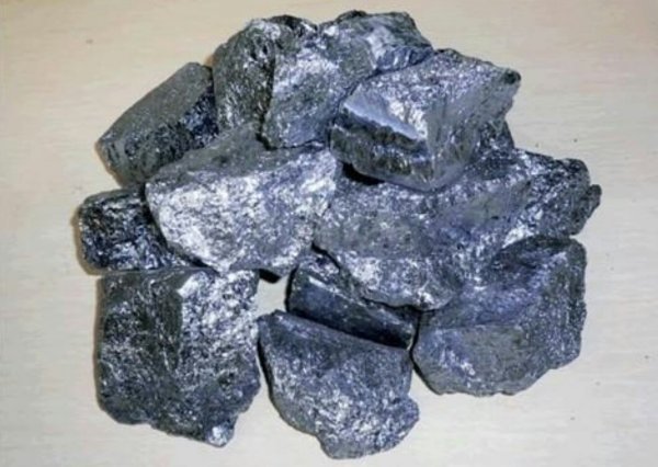 0855,有无定形硅和晶体硅两种同素异形体,属于元素周期表上第三周期,i