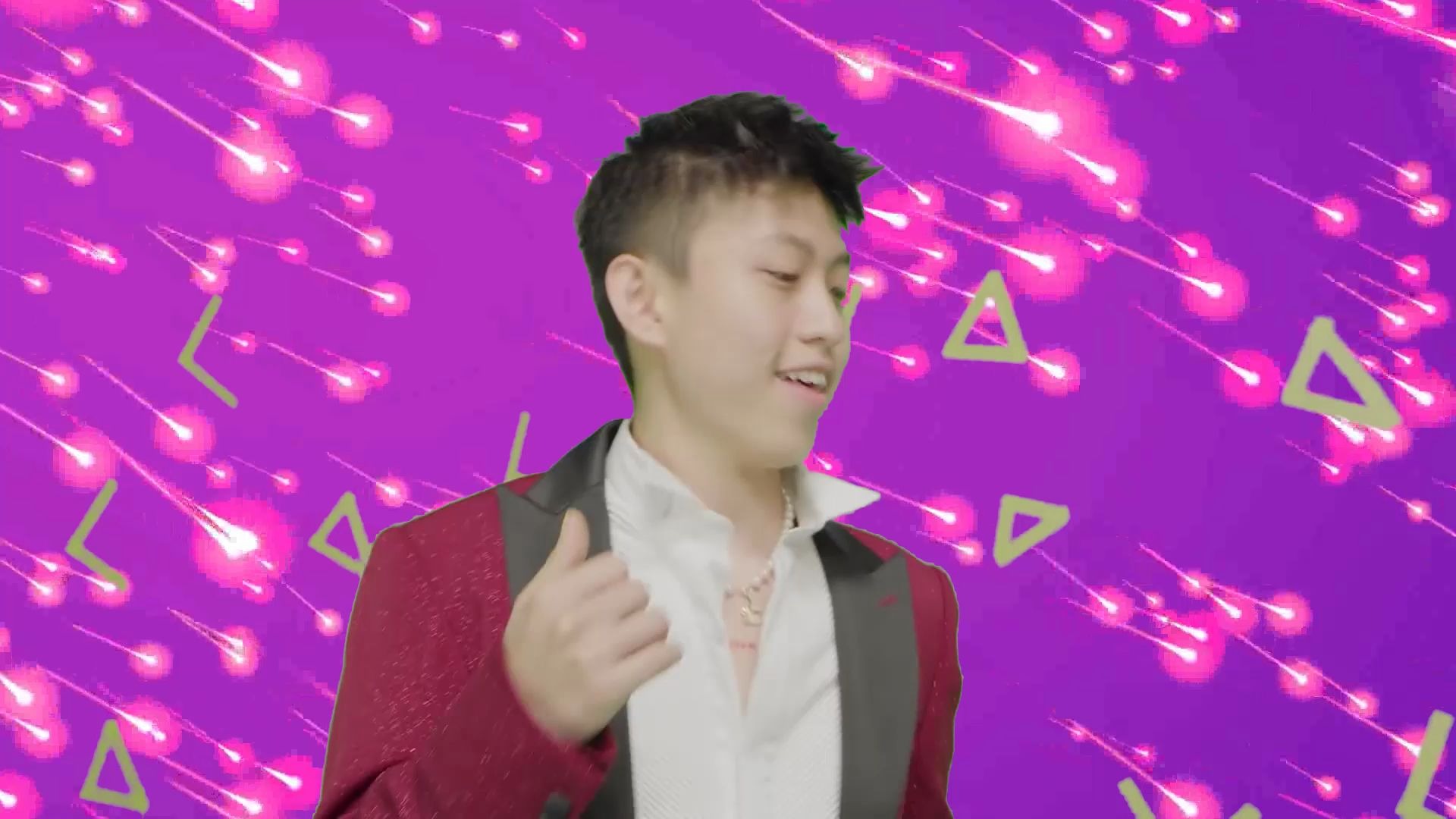 [图]Love In My Pocket - Rich Brian (Finished Edit) #loveinmypocket