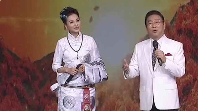 蒋大为泽仁央金 合唱《最美的 歌儿唱给妈妈》,歌声嘹亮,百听不厌