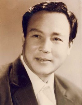 王成,政委王文清战友王复标的儿子,和王芳是兄妹,在一场战斗中喊出