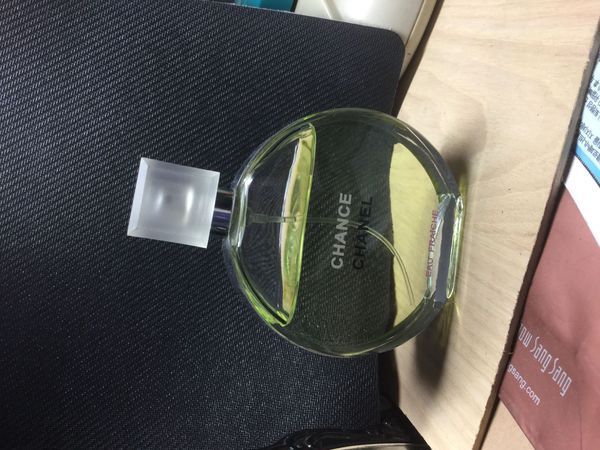 香奈儿邂逅香水求专业人士辨识真假