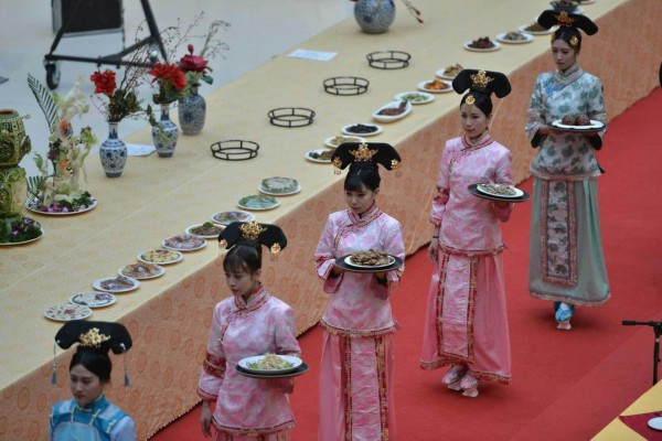 清朝宫廷最高规格的满汉全席,是怎样的一个宴席?