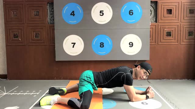  b>蛙式 /b>开胯-臀部训练