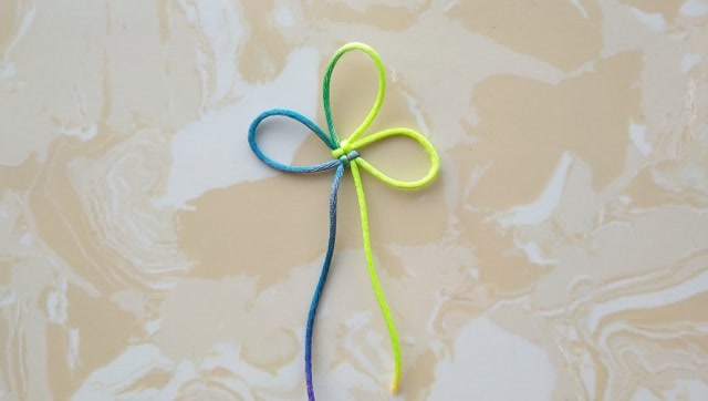 编绳之基础结:静静教你三耳酢浆草结的编法,简单易学又好看!