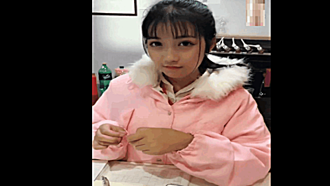 四川方言恶搞美女网管: 熙熙 网管被小伙套路, 露出惊艳好身材!