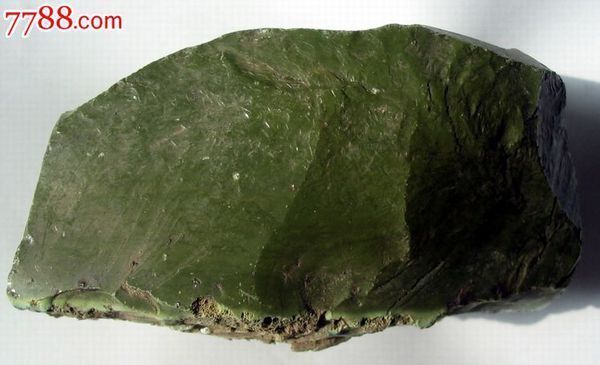 通常所称的绿泥石,指主要为mg和fe的矿物种,即斜绿泥石,鲕绿泥石等.