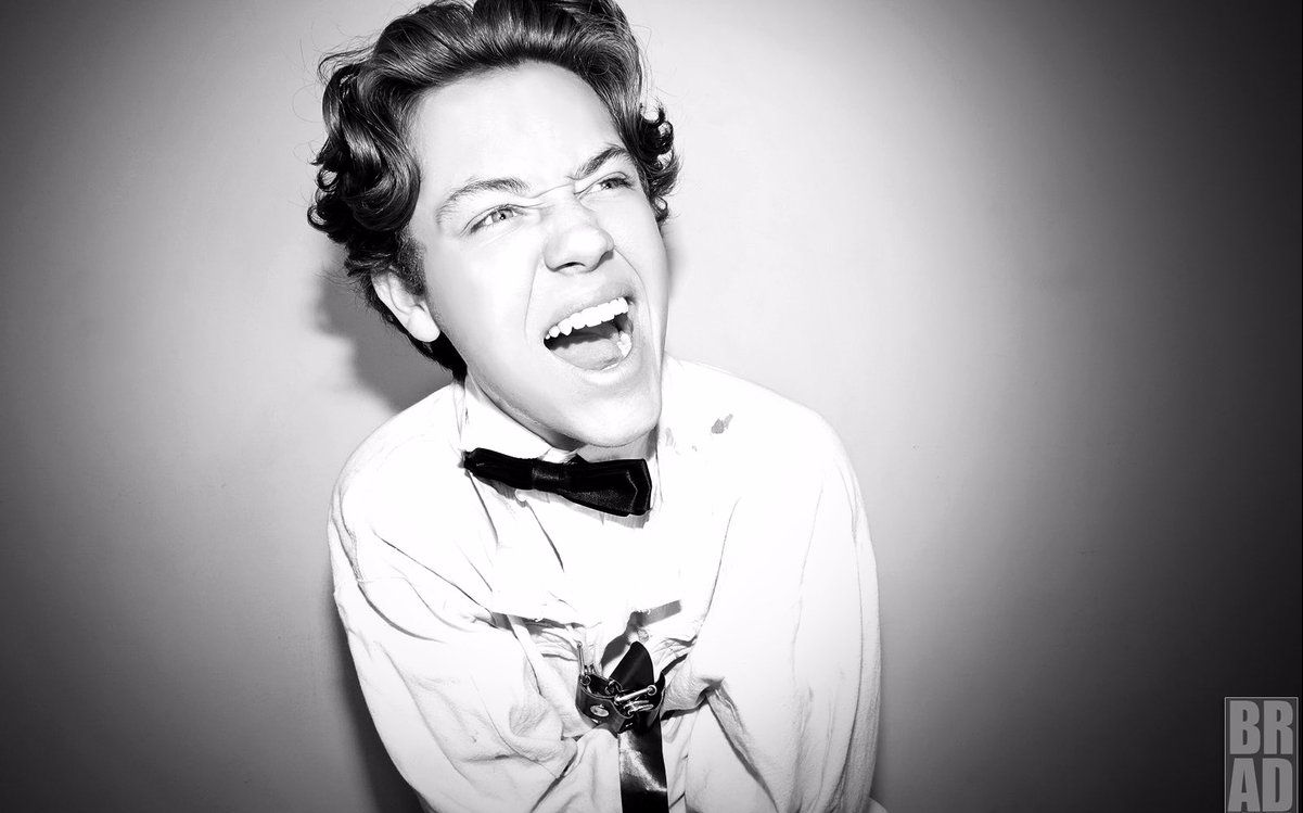 【shameless又名 无耻之徒】美版pk 英版,几个相同剧情比较