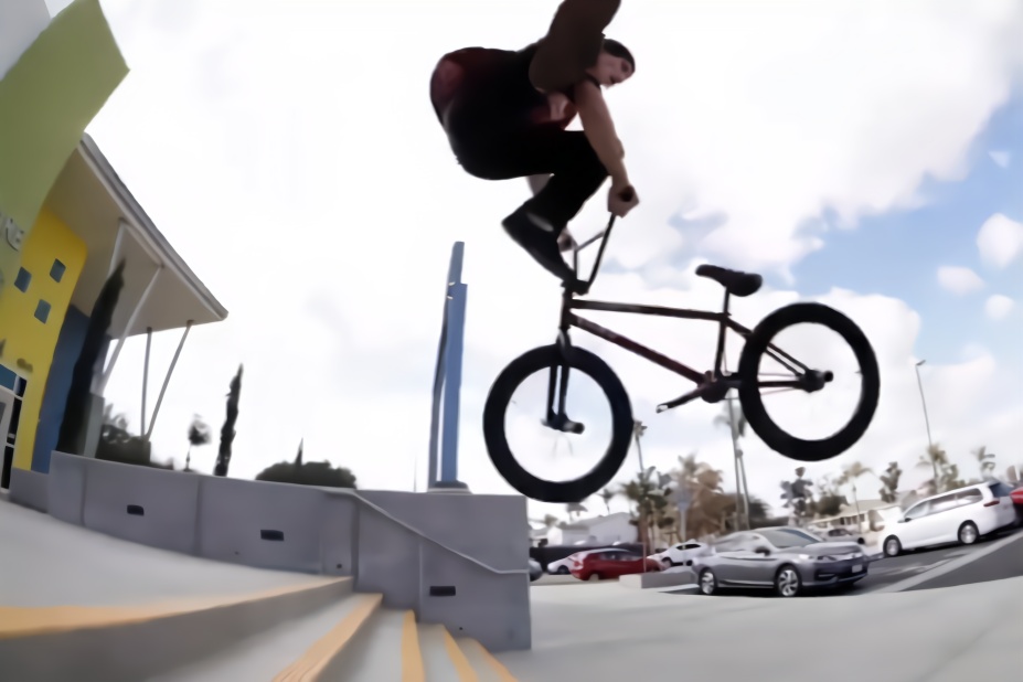 极限单车:看似简单的单车,要真正玩技巧可没那么容易!