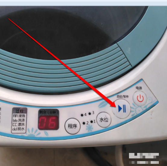 海尔大神童全自动洗衣机怎么单脱水?