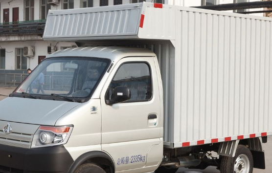 小货车和七座商务车跑货拉拉合适.