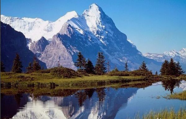 世界第一高峰是珠穆朗玛峰!第二