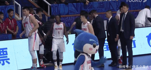 cba四川几个外援