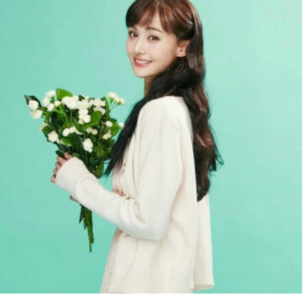 郑爽的书中没有提到张翰吗?