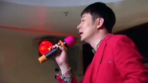 因为爱情有奇迹:情歌王子ktv献唱,太好听了,听到耳朵怀孕