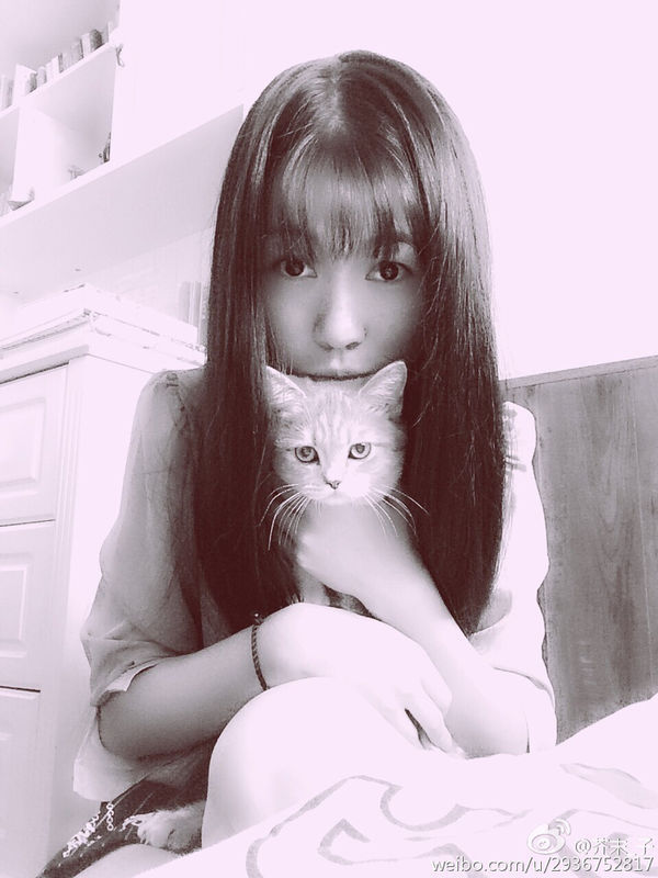 我对爱情的看法是,不管我们是异地恋,还是同地