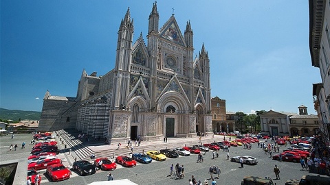 2015法拉利cavalcade车主盛会 开启探索意大利文化之旅