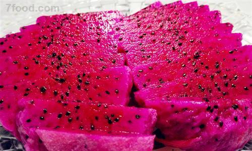 为什么火龙果汁蒸馒却不是红色的呢?我用火龙