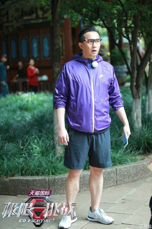 极速前进里黄磊这双白色耐克鞋是什么型号