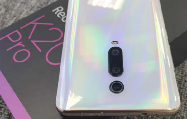 红米10x有屏幕指纹吗?