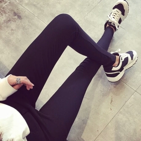 男生穿女生衣服上街可以吗不是裙子超短裤啥的就是这个会被别人说是