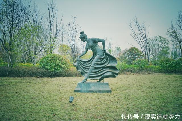 中国跨年是什么时候