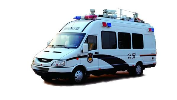 2,运兵车:运兵车分为大型运输车和装甲运输车