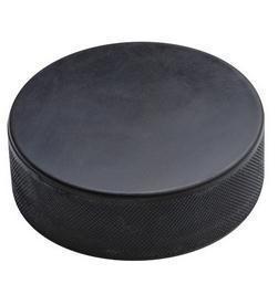 冰球的形状是扁圆柱,冰球一般用硬橡胶制成,厚2,54厘米,直径7,62厘米