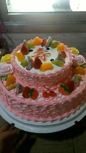 双层水果 寿糕,款式看起来很新颖,还挺不错的!