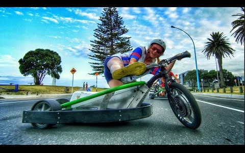 极限漂移三轮车 [devinsupertramp]