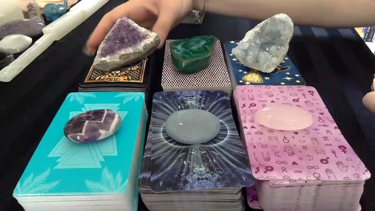 [图]【白玫瑰】关于TA的消息 Pick A Card Timeless Tarot Love Reading